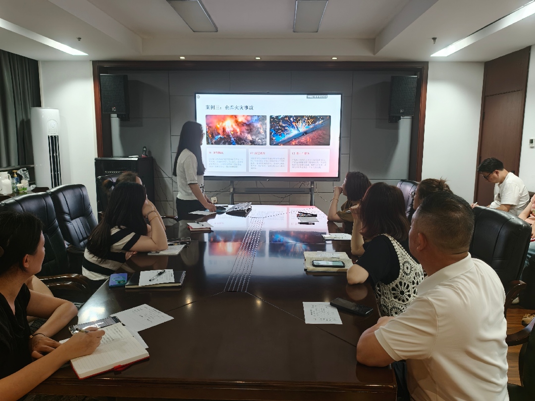 4 OA仓库火灾事故(1).jpg PP电子模拟器(试玩游戏)官方网站